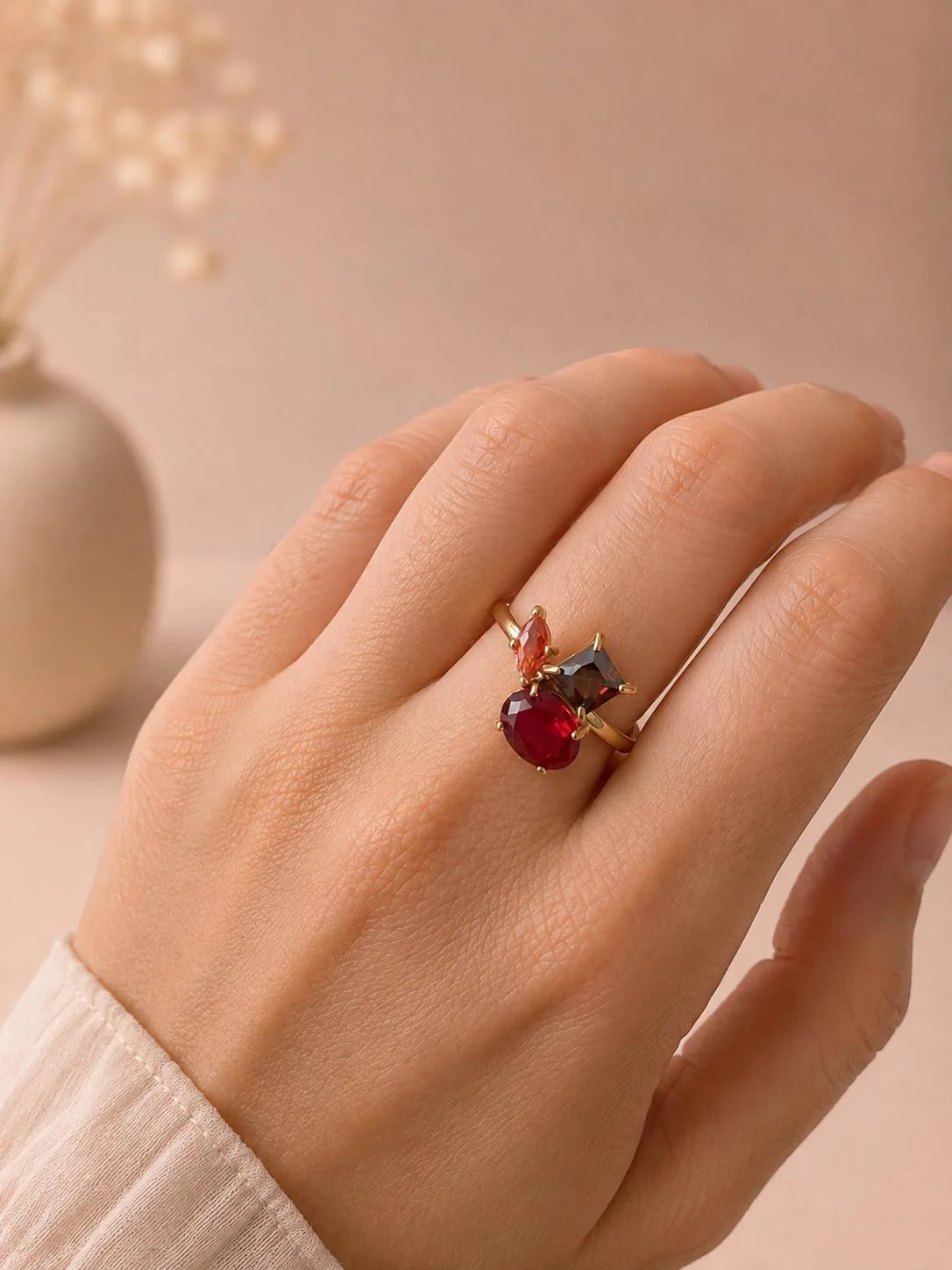 Bague fine ajustable sertis de zirconiums colorés dégradés
