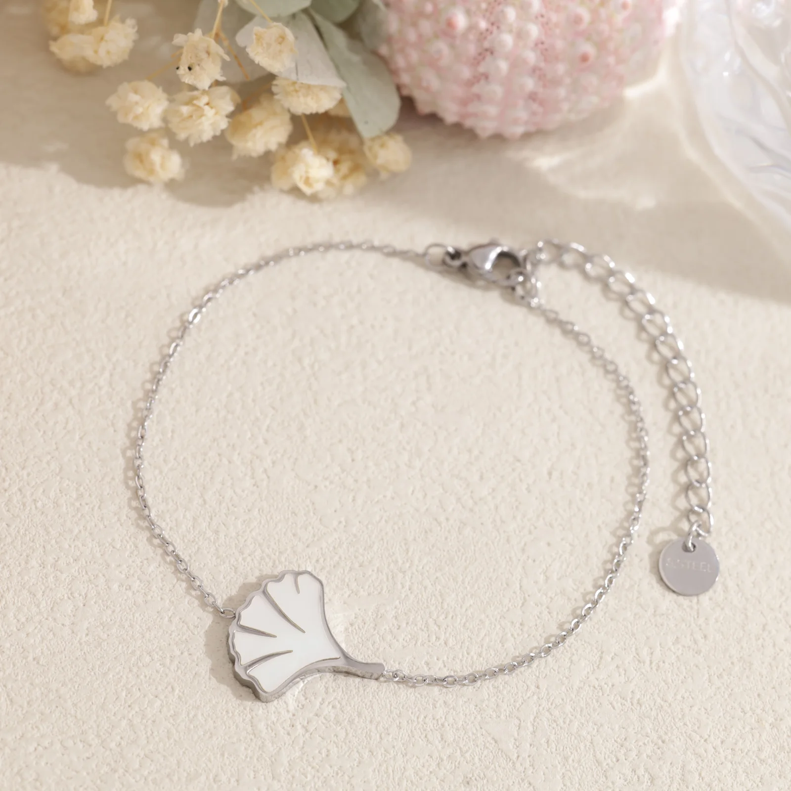 Bracelet feuille Ginkgo pavée et nacrée - Image 4